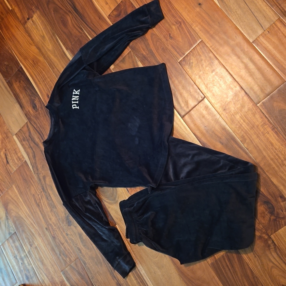 Victoria Secret Pink Velour Sweatsuit Set Black